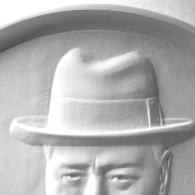 Winston Churchill avec Cigare – Bas-Relief du Bulldog Britannique de la Seconde Guerre mondiale