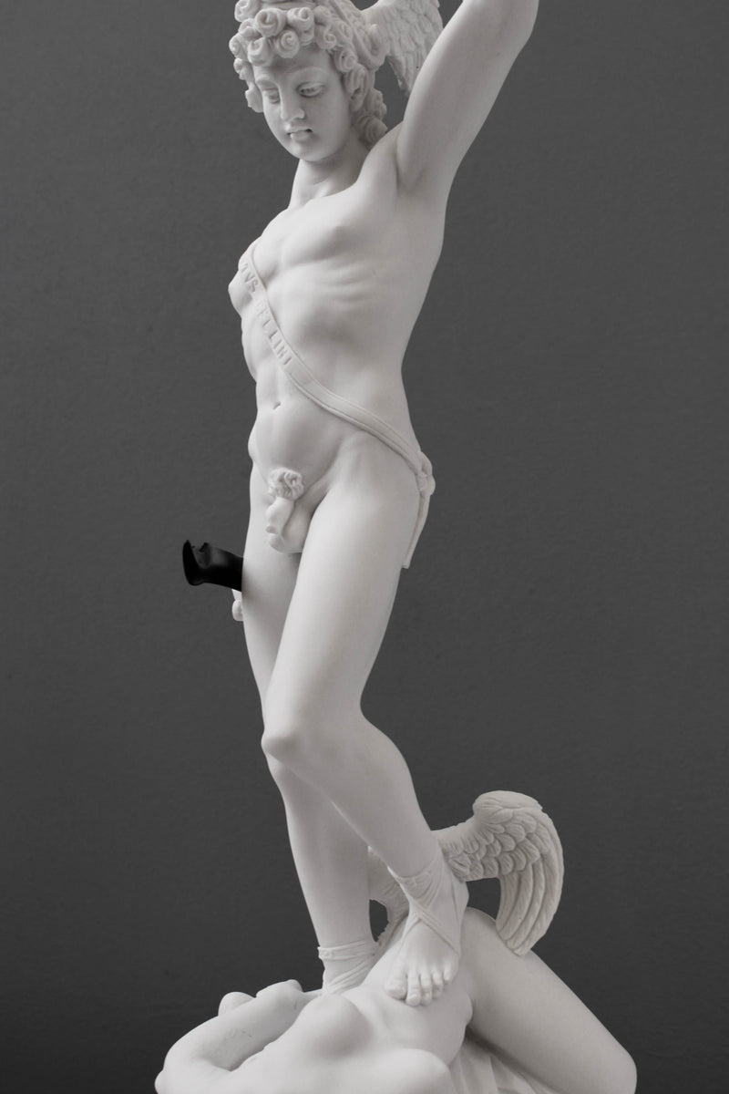 Statue Persée avec la tête de Méduse - sculpture en marbre