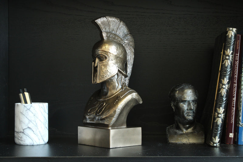 Statue Guerrier Spartiate (Sculpture militaire grecque en bronze coulé à froid)