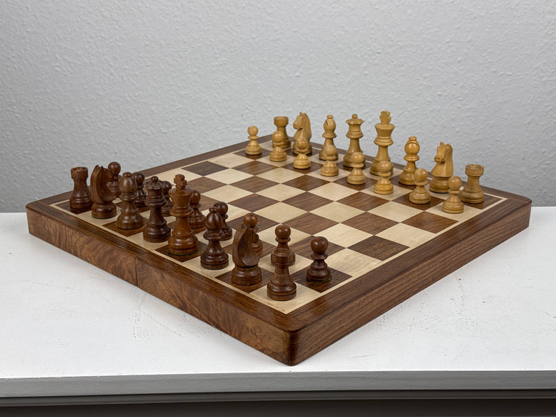 Jeu d’échecs en bois avec plateau (Moyen)