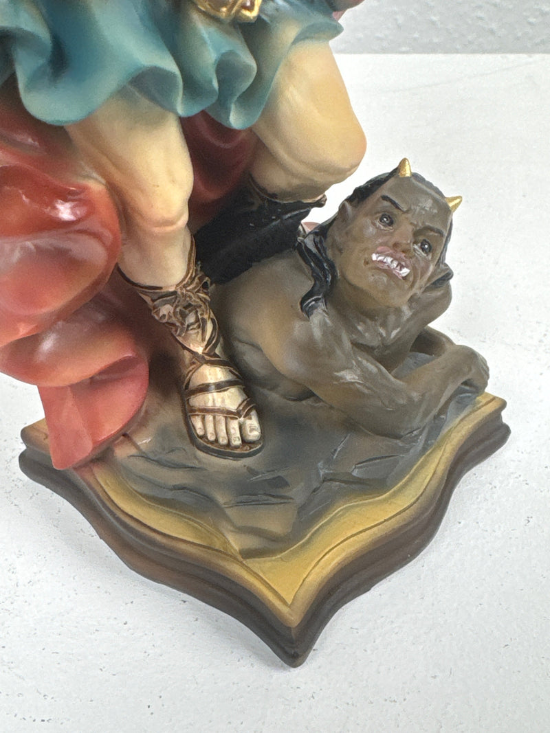 Sculpture de Saint Michel Archange (Statue Peinte à la Main)