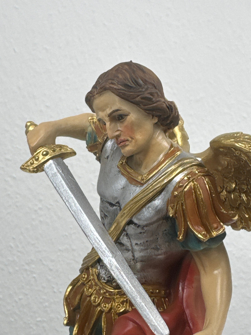 Sculpture de Saint Michel Archange (Statue Peinte à la Main)
