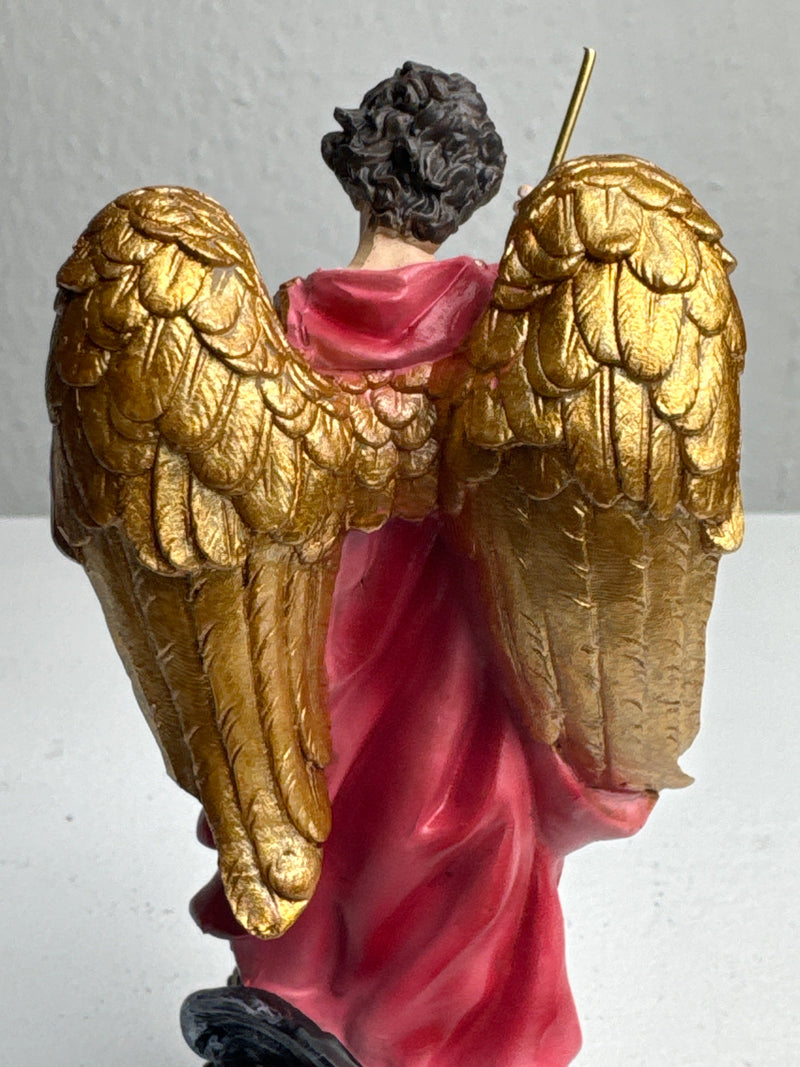 Sculpture de Saint Michel Archange – Vainqueur du Mal