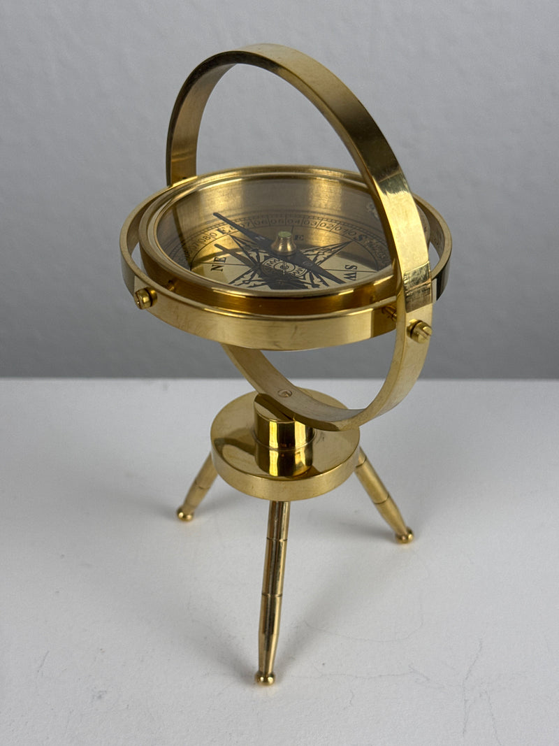 Boussole sur trépied (Laiton)