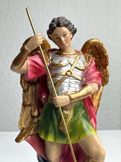 Sculpture de Saint Michel Archange – Vainqueur du Mal