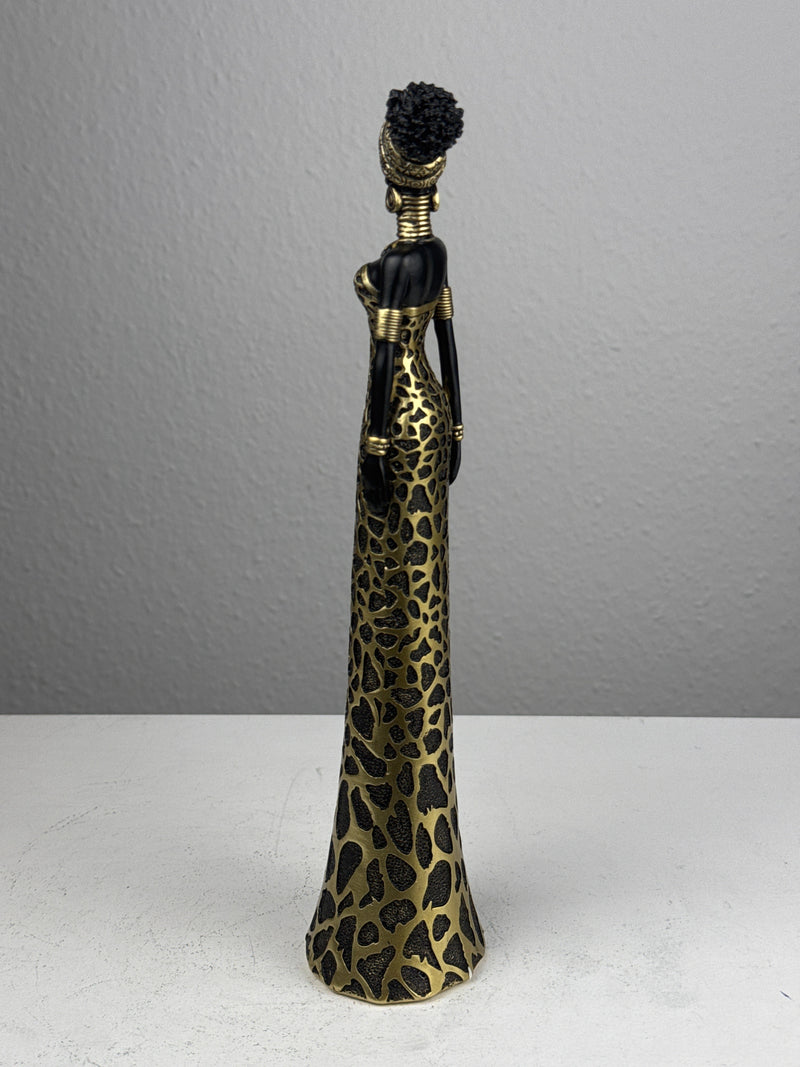 Statue de Femme Africaine en robe léopard élégante