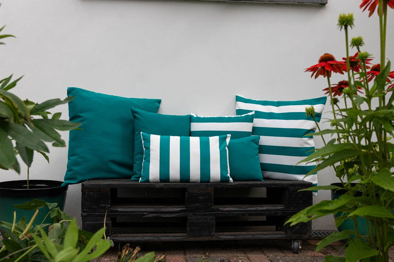 Coussin d’Extérieur Vert Pétrole à Rayures Verticales (Style Club)
