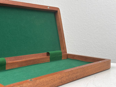 Jeu d’échecs en bois avec plateau (Petit)