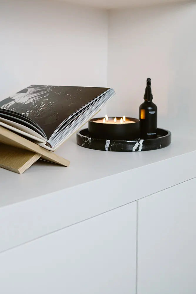 Plateau Rond en Marbre avec Bords (Noir)