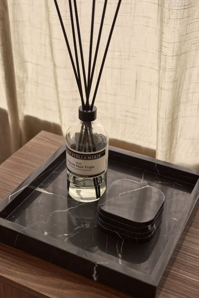 Plateau Carré en Marbre avec Bords (Noir)