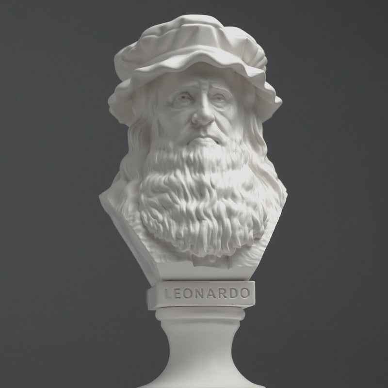 Buste de Léonard de Vinci – Maître de la Renaissance (Statue Blanche)
