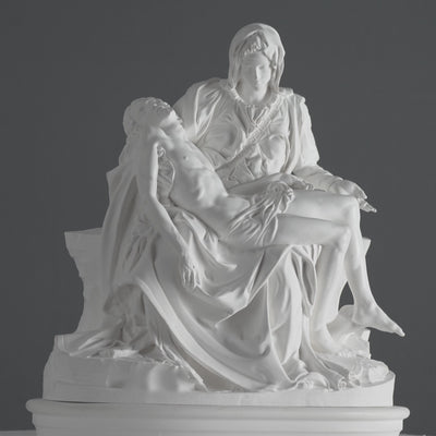 Sculpture de la Pietà de Michel-Ange – Statue Blanche (Musées du Vatican)