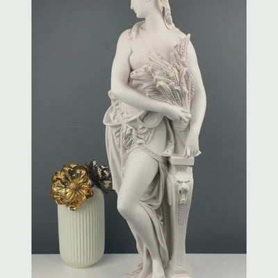 Statue de la déesse de la récolte - Déméter et Cérès - sculpture en marbre