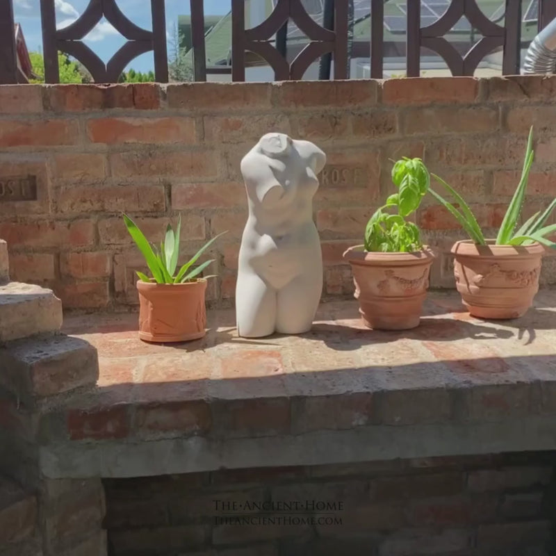 Statue de torse féminin - Aphrodite (petite taille) - sculpture en marbre