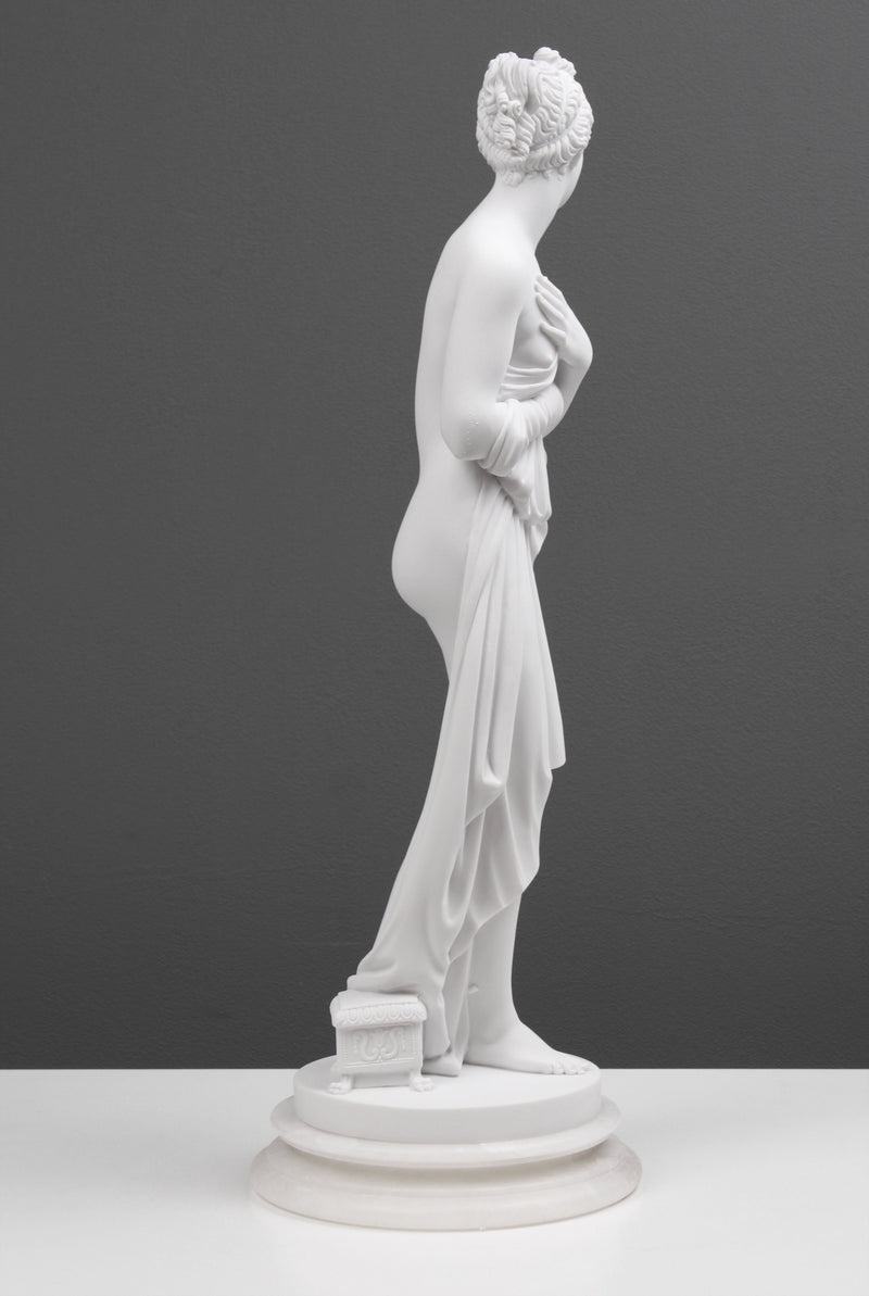 Statue Vénus Italica - sculpture en marbre