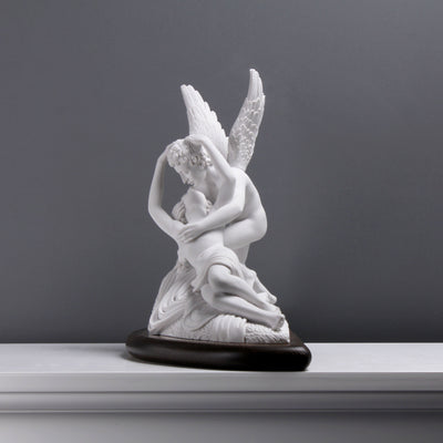 Sculpture Psyché ranimée par le baiser de l'Amour - sculpture en marbre