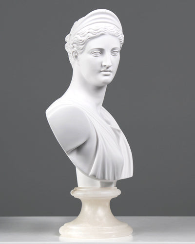 Buste de Diane - sculpture en marbre