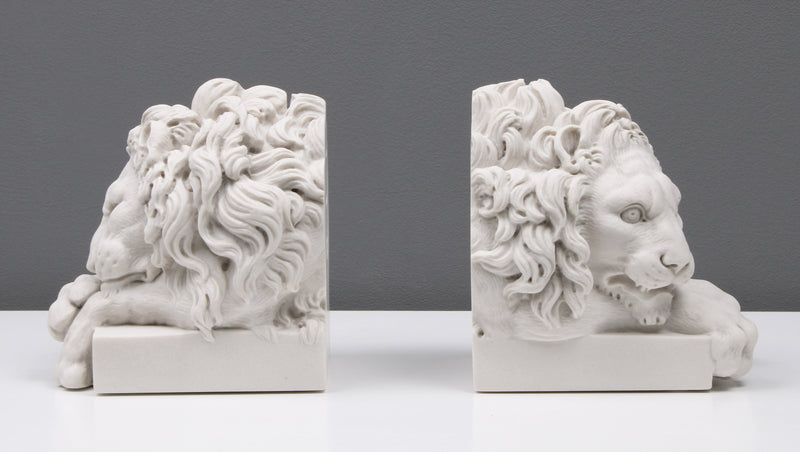 Les Lions de Canova - deux serre-livres (petite taille) - sculpture en marbre