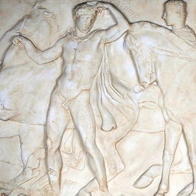 Frise du Parthénon - grande sculpture en marbre blanc