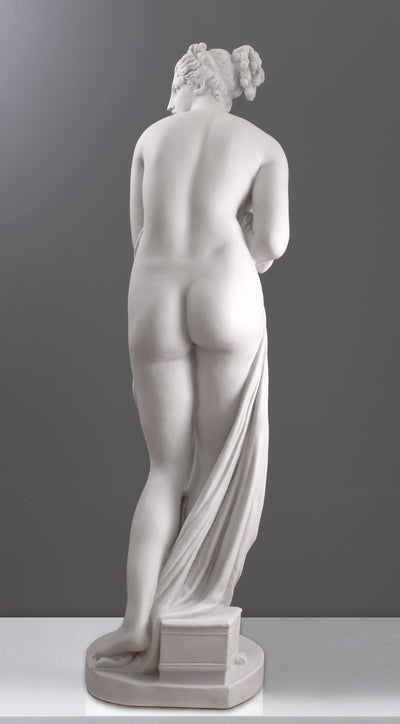 Statue Vénus Genitrix (musée du Louvre) - grande sculpture en marbre blanc