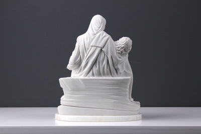 Sculpture Pietà (petite taille) - sculpture en marbre