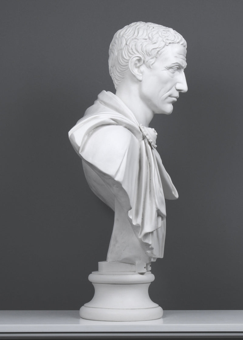 Buste de Jules César (avec Toge) - sculpture en marbre