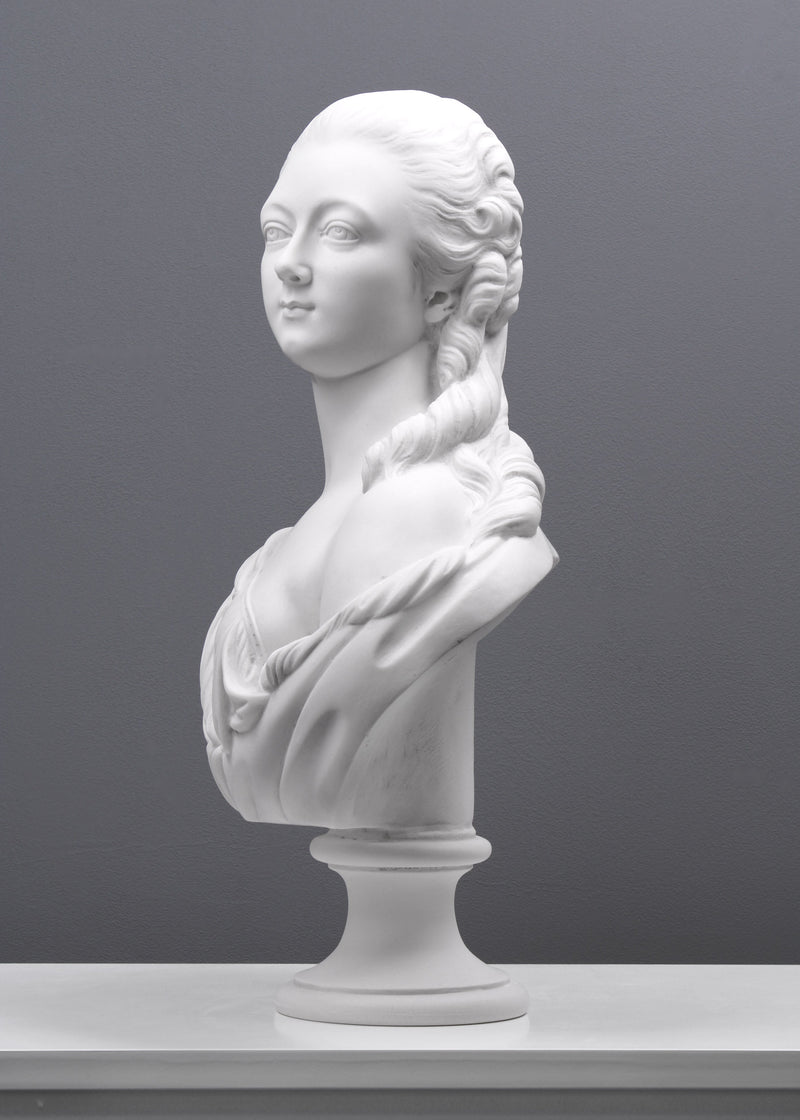 Buste de Madame du Barry  - sculpture en marbre