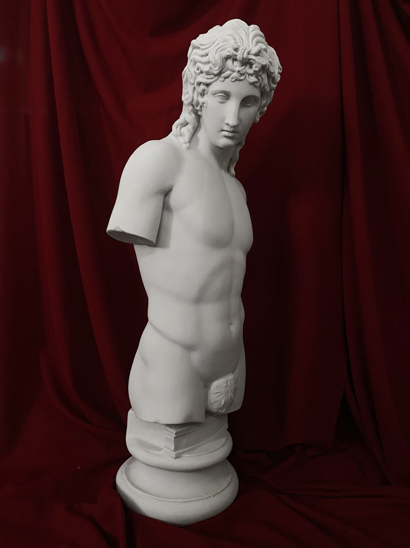 Statue Éros de Centocelle - grande sculpture en marbre blanc