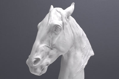Statue de tête de cheval - buste d'un cheval pur-sang - sculpture en marbre