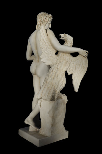 Statue de Ganymède - grande sculpture en marbre blanc
