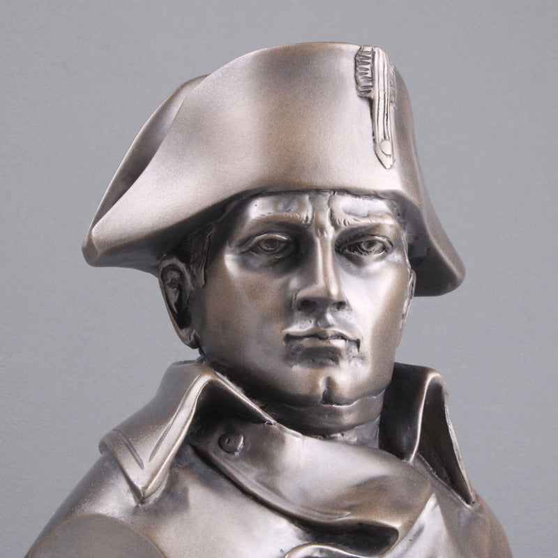 Buste de Napoléon avec Aigle (bronze) - sculpture en marbre