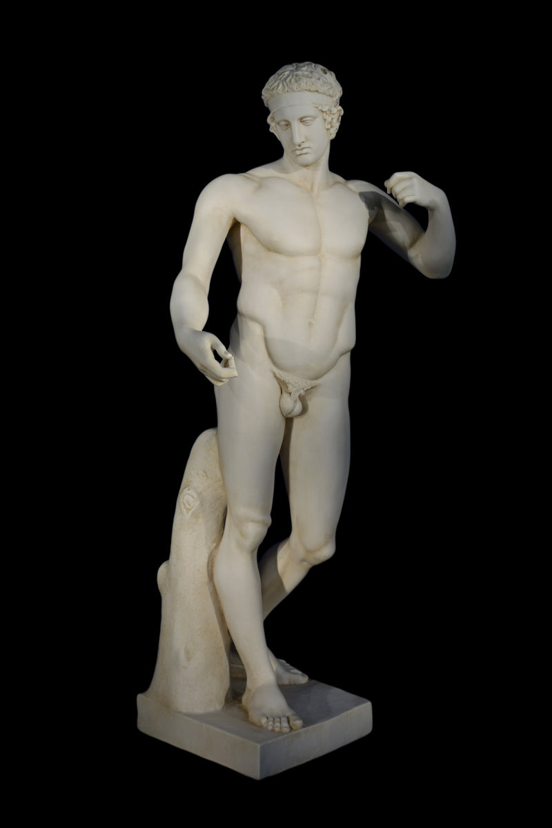 Statue de Diadumène - grande sculpture en marbre blanc