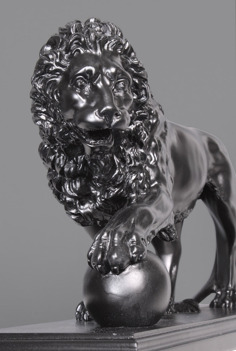 Les Lions de Médicis et Vacca - statues en paire (noire) - sculpture en marbre