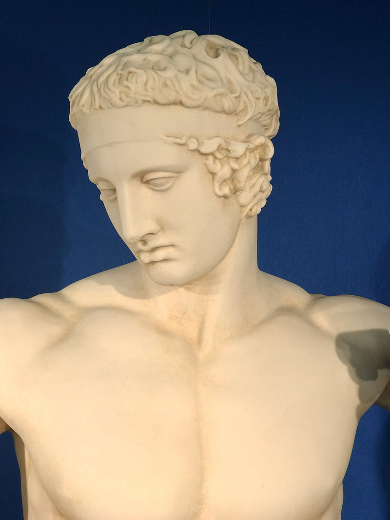 Statue de Diadumène - grande sculpture en marbre blanc
