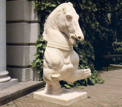 Torse de cheval romain - grande sculpture en marbre blanc