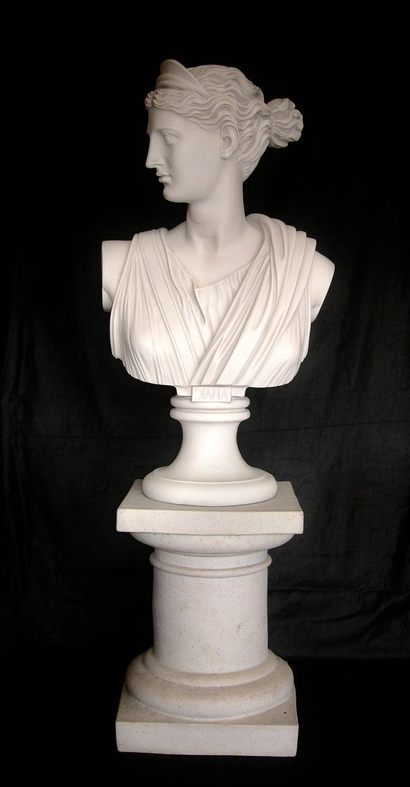 Petite colonne - sculpture en marbre